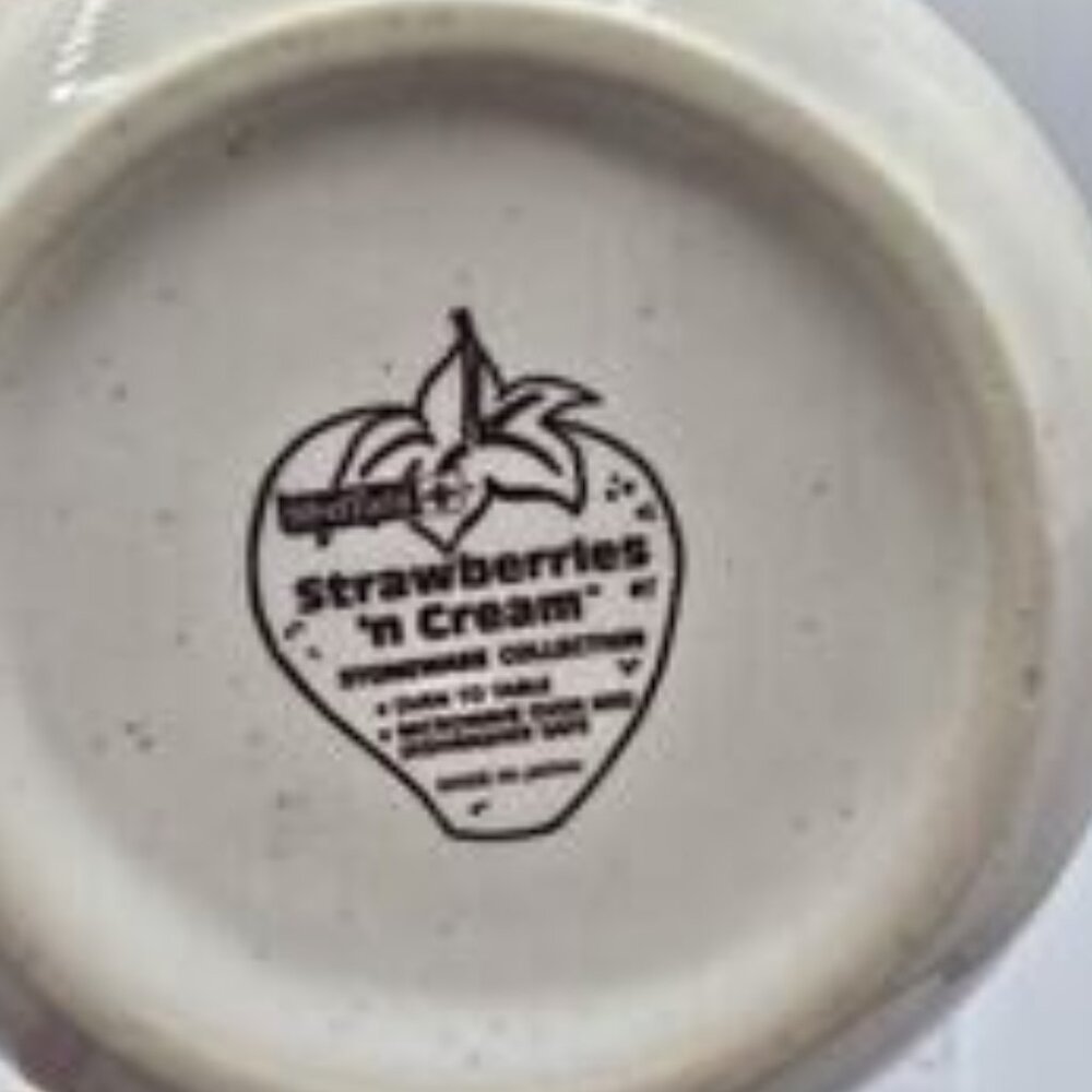 Sheffield Strawberries 'n Cream Vtg Stoneware Coffee Mug Cup Japan Cottagecore - Picture 3 of 3